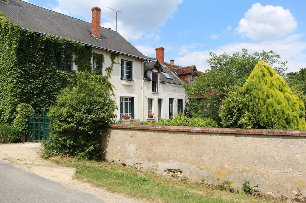 Le Clos De Chatres Oisly Ngoại thất bức ảnh